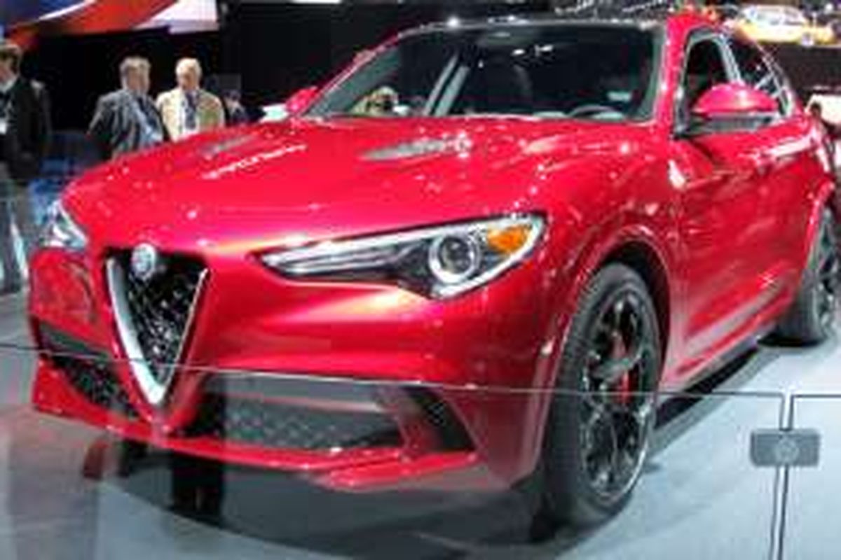 Alfa Romeo Stelvio meluncur di LA Auto Show 2016.