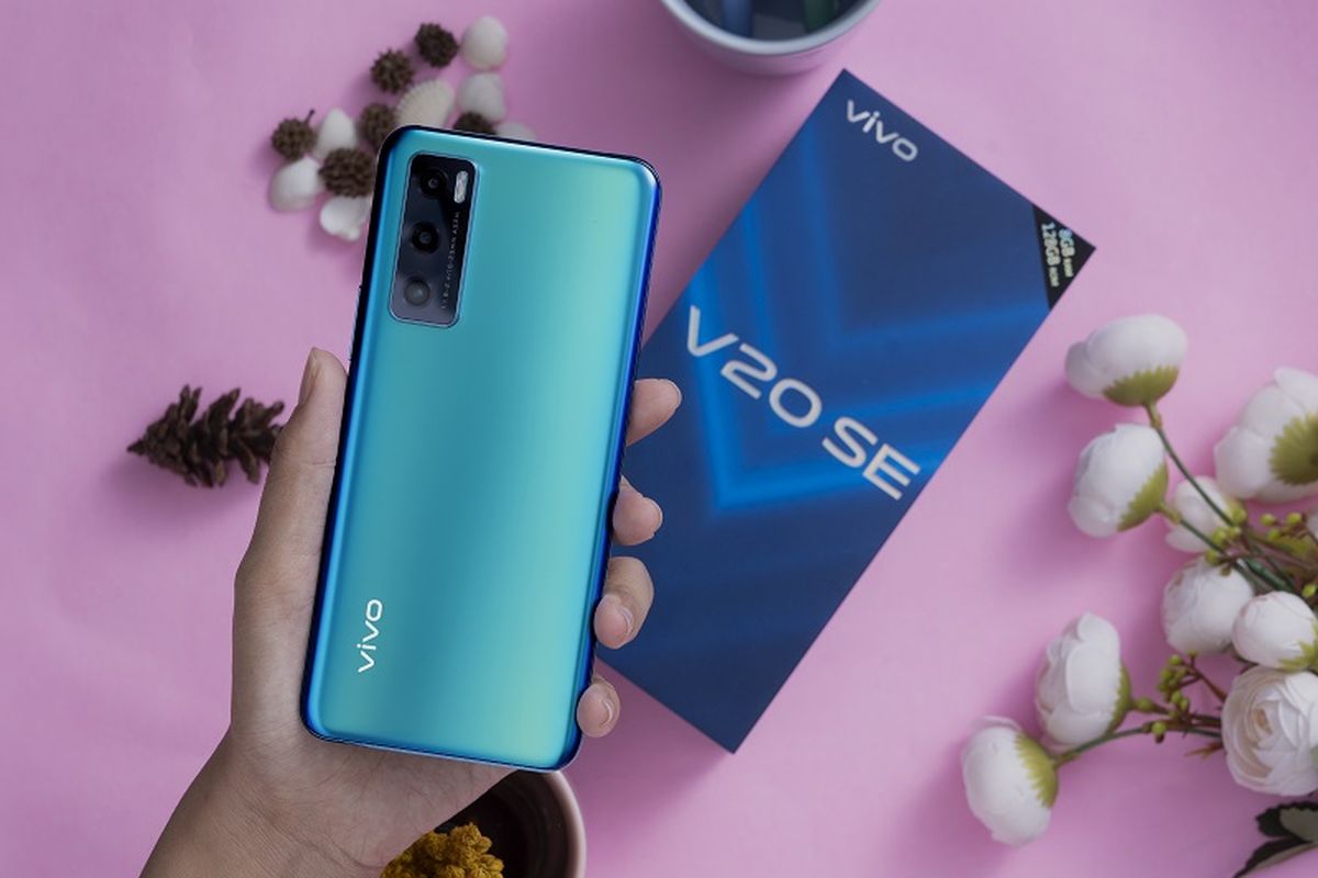 Vivo V20 SE varian warna Aquamarine Green