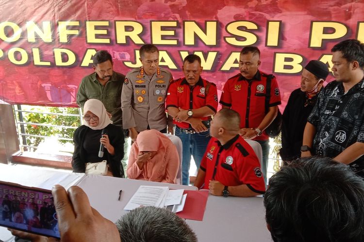 Niswa dan Ibunya yang merupakan korban TPPO tengah menjelaskan kisah pilu saat mendapatkan kekerasan majikannya di Suriah, hingga tak dapat gaji.