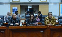 Komisi I DPR Tetapkan 5 Calon Dewas TVRI, Siap Dibawa ke Rapat Paripurna