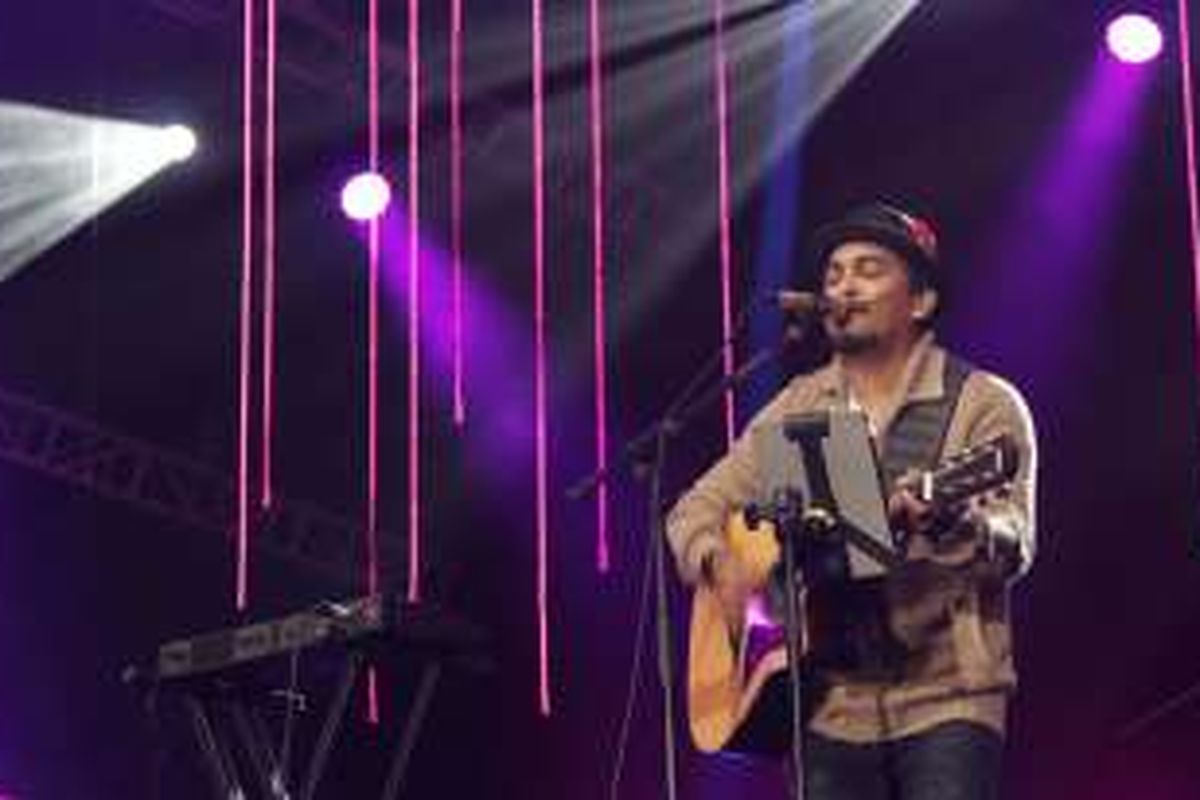 Vokalis Glenn Fredly tampil dalam Java Jazz 2016 yang digelar di JIExpo, Kemayoran, Jakarta Pusat, Jumat (4/3/2016) malam.