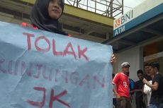 Mahasiswa Malang Blokade Jalan Tolak Kedatangan Wapres JK  