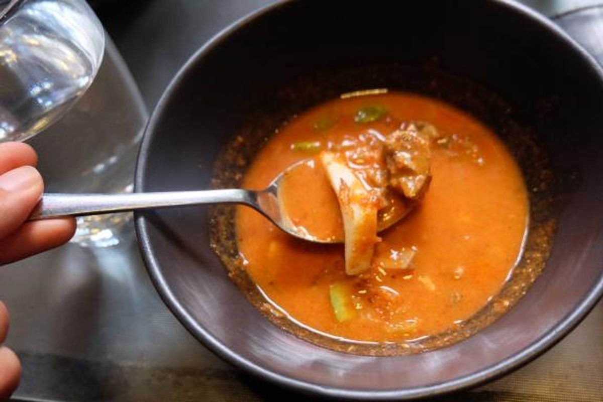 Sayur babanci, makanan khas Betawi yang hampir punah.