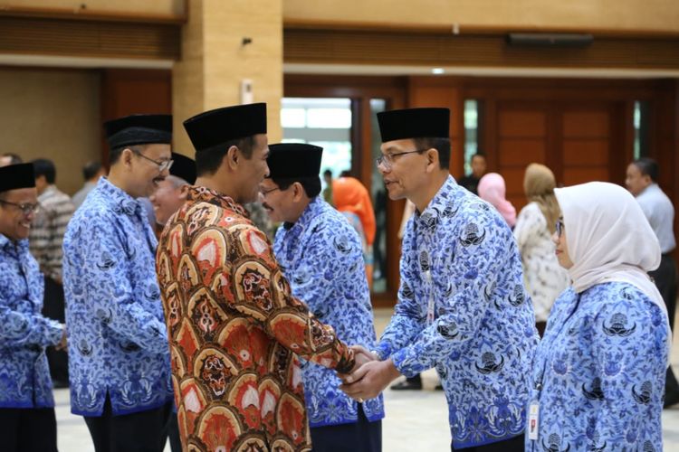 Menteri Pertanian Andi Amran Sulaiman melantik 5 pejabat eselon 2 Kementerian Pertanian