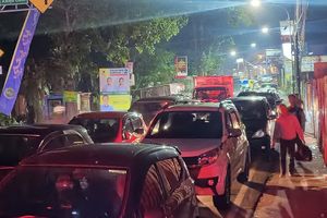 Langgganan Macet Saat Liburan, Mengapa Puncak Bogor Tetap Diburu Wisatawan?