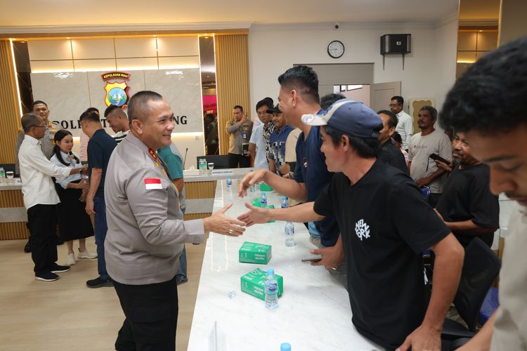 Polda Kepri Gandeng 60 Penampung Rongsokan usai Video Pencurian Besi Drainase di Batam Viral
