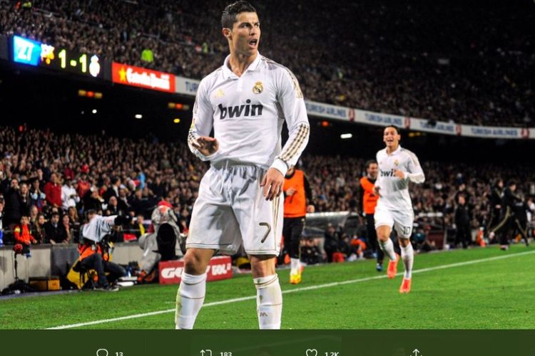 Selebrasi Cristiano Ronaldo usai membobol gawang Barcelona pada 21 April 2012. 