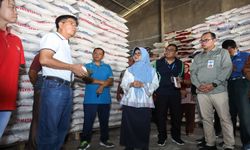 Walkot Pematang Siantar Ingatkan Distributor untuk Tak Timbun Beras