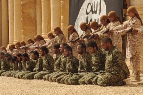 ISIS Gunakan Algojo Remaja untuk Eksekusi 25 Prajurit Suriah