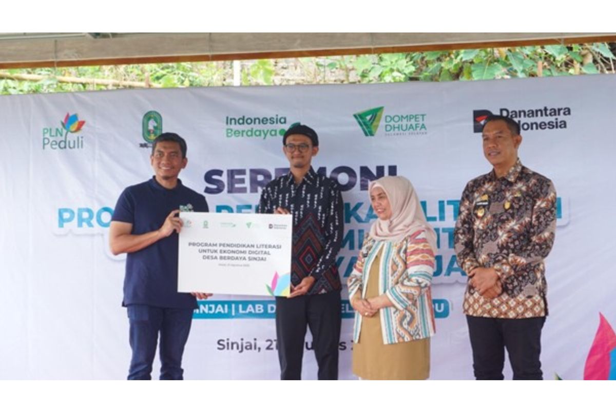 PT Perusahaan Listrik Negara (Persero) atau PLN Unit Induk Pembangunan (UIP) 3 B Sulawesi bersama Dompet Dhuafa Sulawesi Selatan (Sulsel) menghadirkan Program Pendidikan Literasi untuk Ekonomi Digital Desa Berdaya Sinjai.