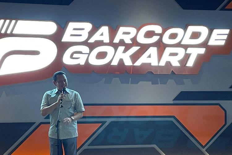 Bambang Soesatryo hadir di acara peresmian Barcode Gokart di MOI, Jakarta Utara.