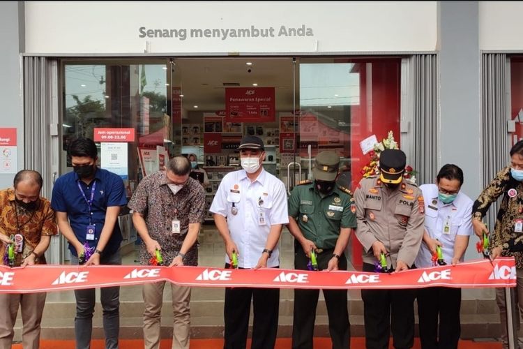 Pembukaan gerai baru keenam ACE hardware di Yogyakarta
