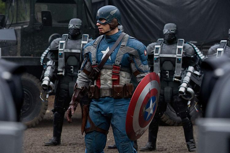 Aktor Chris Evans sebagai Captain America dalam film Captain America: The First Avenger yang dirilis pada 2011.