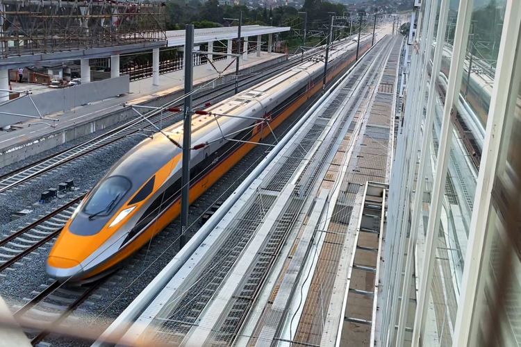 5 hal yang perlu diketahui tentang Kereta Cepat Jakarta Bandung.