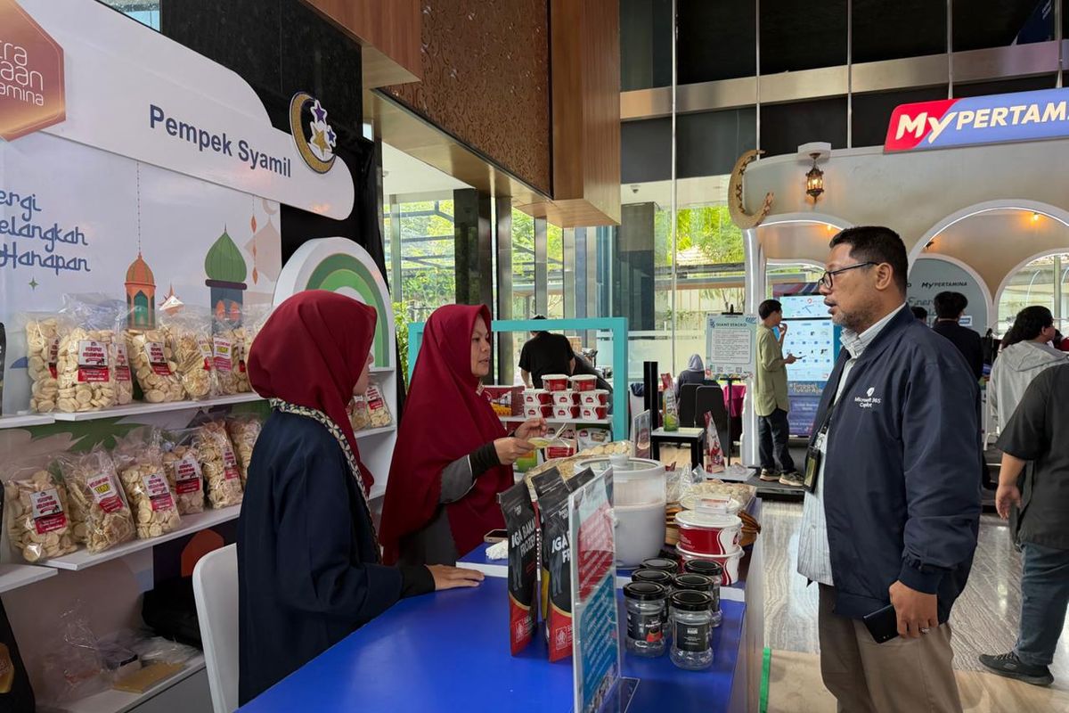 PT Pertamina (Persero) mendorong usaha mikro kecil menengah (UMKM) untuk meningkatkan pemasaran produknya melalui partisipasi aktif di berbagai pameran strategis dalam momen Ramadhan 1447 Hijriah (H)/2026 Masehi. 
