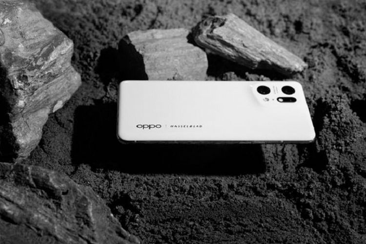 Oppo Find X5 Pro 5G, smartphone flagship terbaru Oppo. 