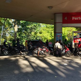 Pantauan SPBU Bogor: Pertamax Kosong, Antrean Pertalite Mengular