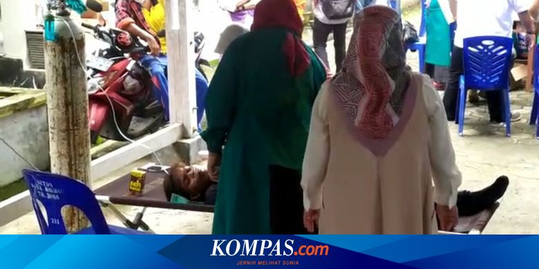 Diduga Panik, Pria Ini Pingsan Usai Ikut Vaksinasi Massal Covid-19 - Vimarsana News