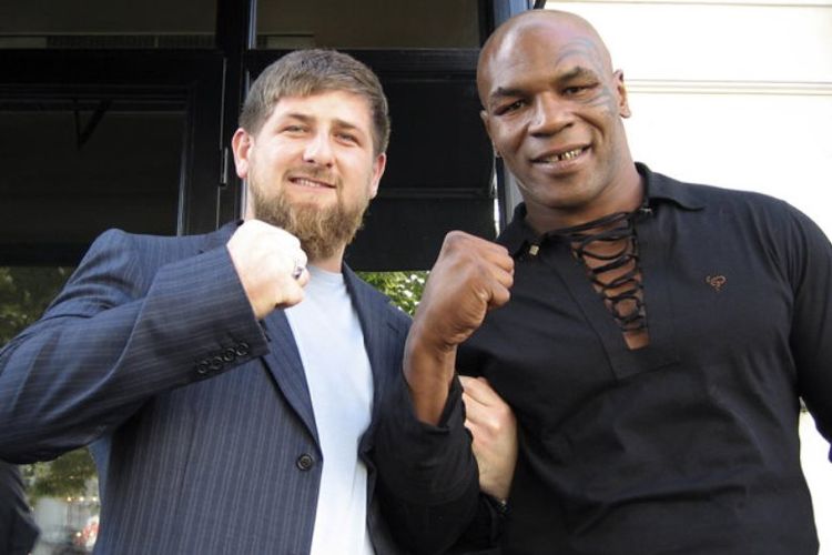 Mike Tyson dan  pemimpin Chechnya, Ramzan Kadyrov 