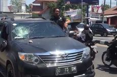 Anak Anggota DPRD Tabrak Pengendara Motor, Kabur Dikejar Warga hingga Mobilnya Jadi Sasaran Amuk Massa