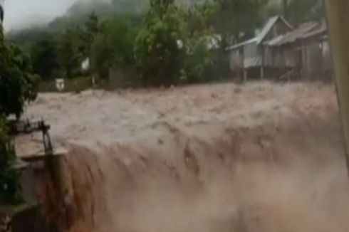 Diguyur Hujan Semalaman, Ratusan Rumah di Kabupaten Dompu Terendam Banjir