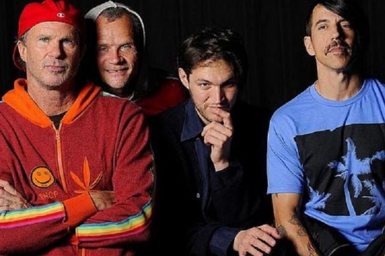 Foto Lirik Dan Chord Lagu Give It Away Red Hot Chili Peppers