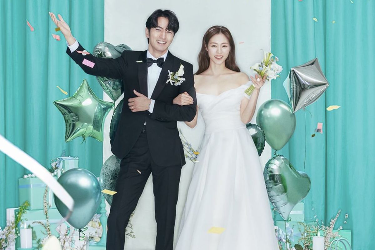 Seo Joon Hyung (Lee Jin Wook) dan Kim Na Eun (Lee Yeon Hee) dalam drakor Welcome to Wedding Hell