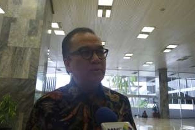 Anggota Komisi I dari Fraksi Partai Golkar, Tantowi Yahya di Kompleks Parlemen, Senayan, Jakarta, Jumat (22/7/2016)