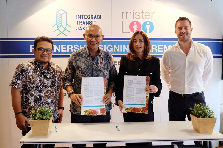 PT ITJ dan PT Mister Loo Indonesia Berkolaborasi dalam Penyediaan Fasilitas Toilet Umum Premium di TOD Dukuh Atas MRT Jakarta