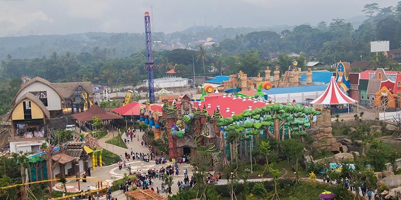 Kawasan Saloka Theme Park dari Ketinggian