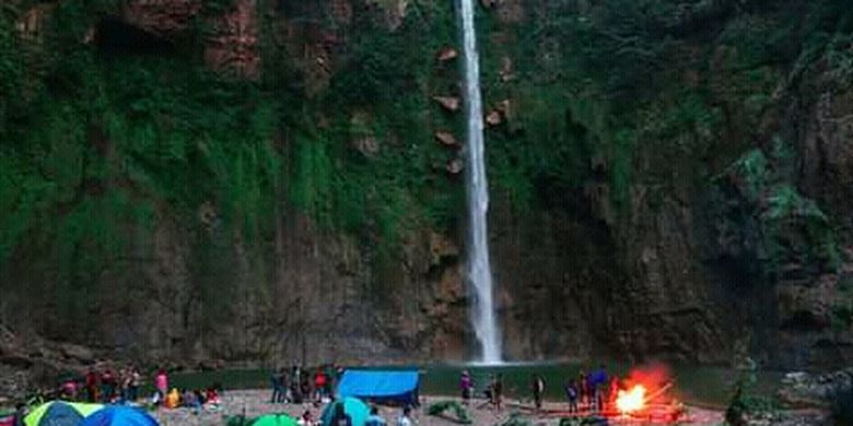Liburan Ke Flores Cobalah Mampir Ke Air Terjun Ngabatata Halaman All Kompas Com Liburan Ke Flores Cobalah Mampir Ke Air Terjun Ngabatata Halaman All Kompas Com