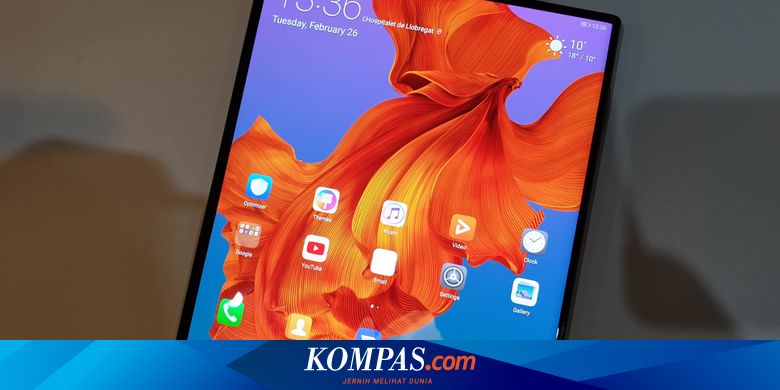 huawei klaim mate x laku 100 000 unit