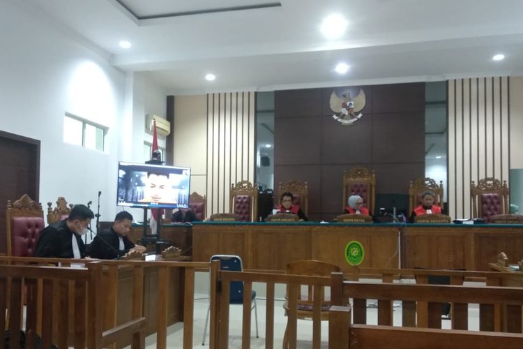 Sidang dugaan pelangharan UU Perkawinan di Pengadilan Negeri Tanjungpinang, dengan terdakwa Har, Rabu (1/6/2022).