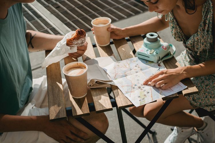 Ketika mencari cara membuat itinerary, hal pertama yang perlu dilakukan adalah menentukan destinasi yang ingin dikunjungi.