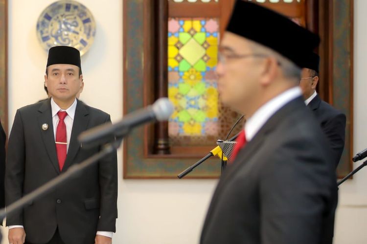Duduk Berdampingan di Pelantikan, Farhan dan Erwin Tegaskan Hubungan Baik-baik Saja
