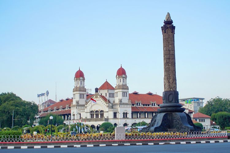 Ilustrasi Semarang, Tugu Muda, Lawang Sewu, kota pilihan mahasiswa. 