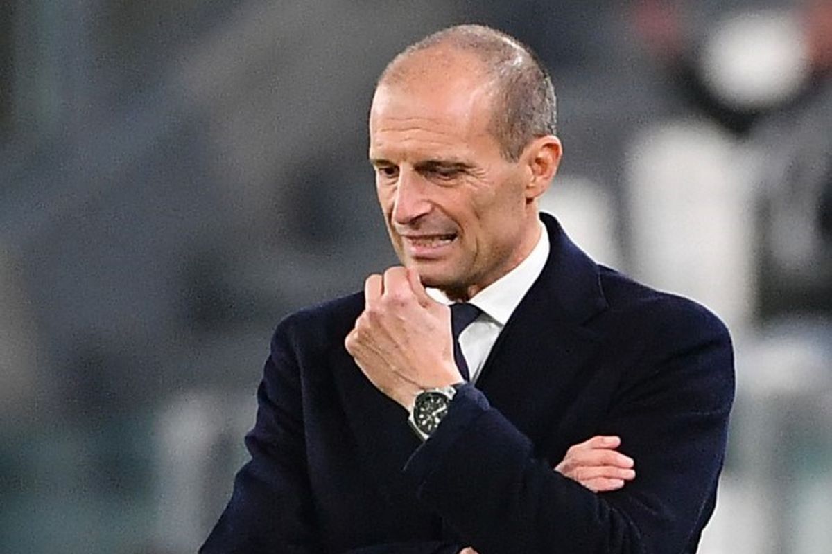 Pelatih Juventus Massimiliano Allegri bereaksi pada laga Liga Champions kontra Zenit St Petersburg pada Selasa (2/11/2021) di Stadion Juventus, Turin.