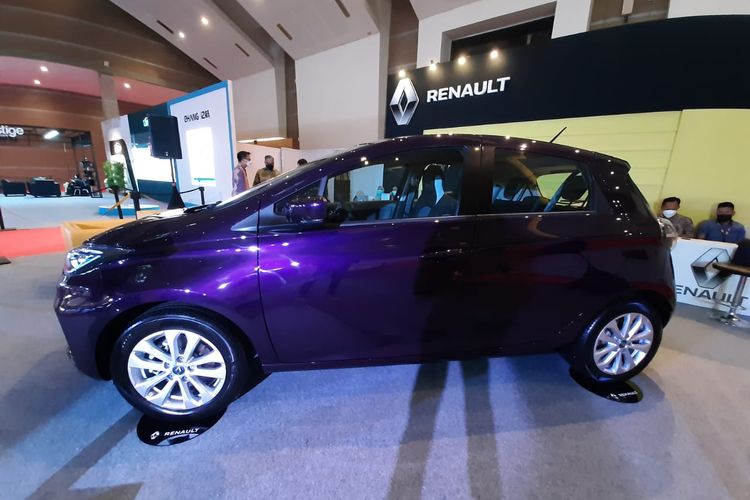 Renault Zoe resmi diperkenalkan di ajang Indonesia International Motor Show (IIMS) Hybrid 2021