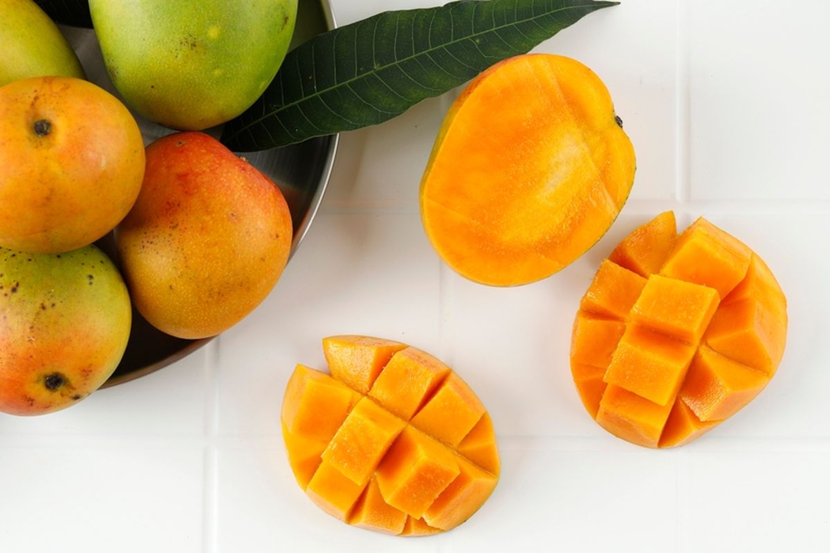 Efek mengonsumsi mangga bagi penderita asam urat.