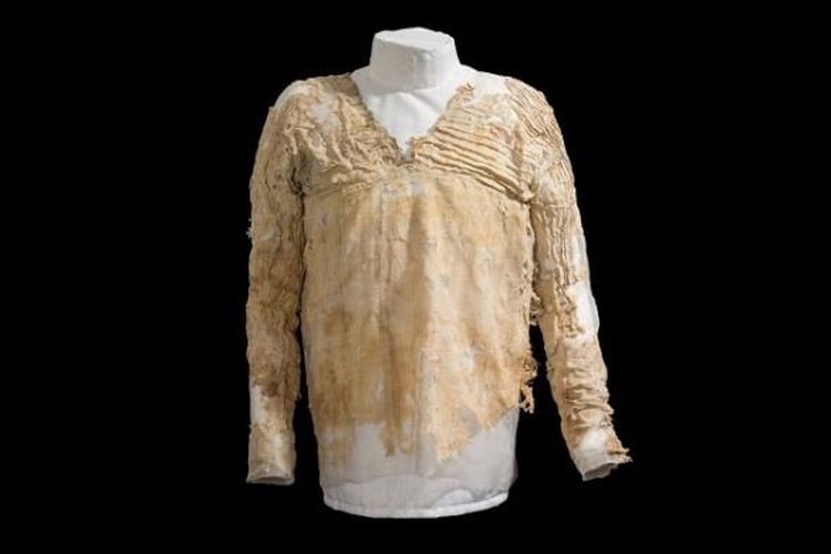 Gaun Tarkhan berusia 5.000 tahun dinobatkan sebagai gaun tertua di dunia.