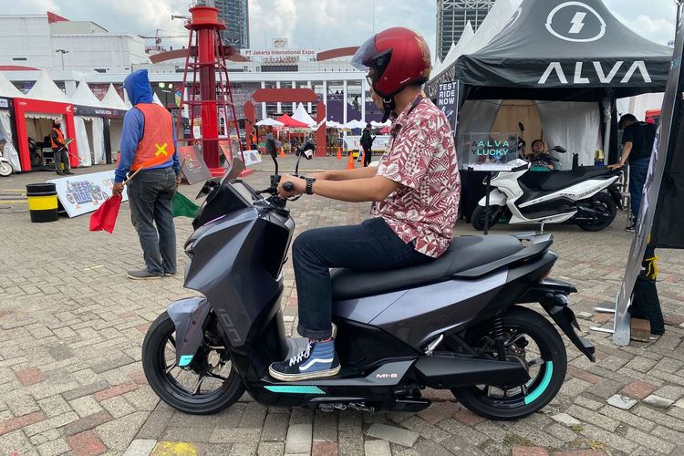 Mengetes Ion Mobility M1-S di area Test Ride IIMS 2023