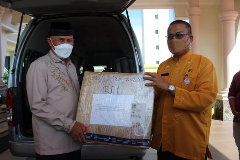 Bantuan Obat dari Jokowi Tiba di Padang, Gubernur Sumbar: Terima Kasih, Pak Presiden