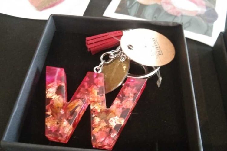 Gantungan kunci dari Buteka.