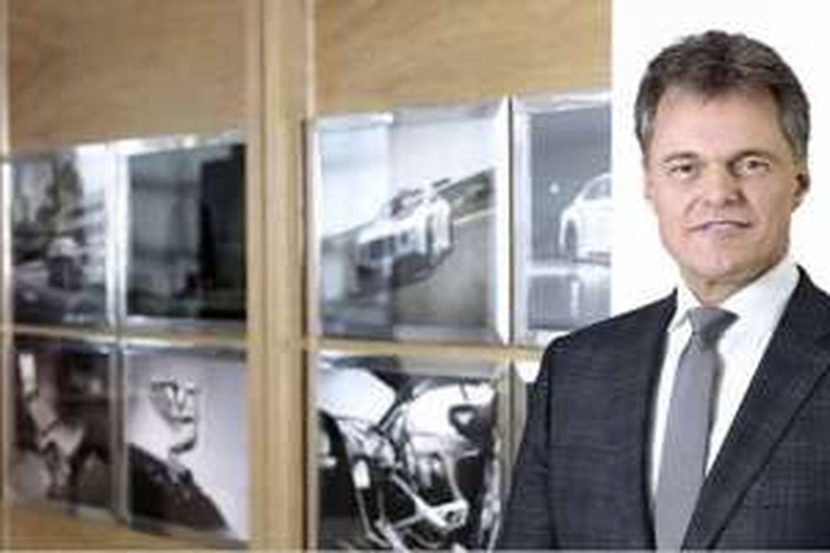 Wolfgang Schreiber mantan kepala pengembangan transmisi merek VW dari tahun 1996 ke 2003.