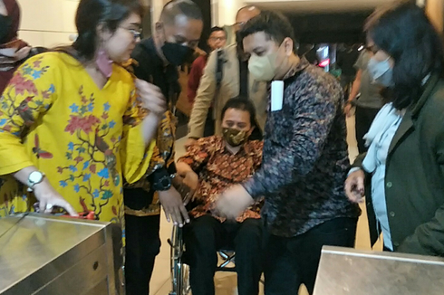 Roy Suryo Mengaku Belum Sembuh saat Touring Mobil ke Tol Jagorawi 