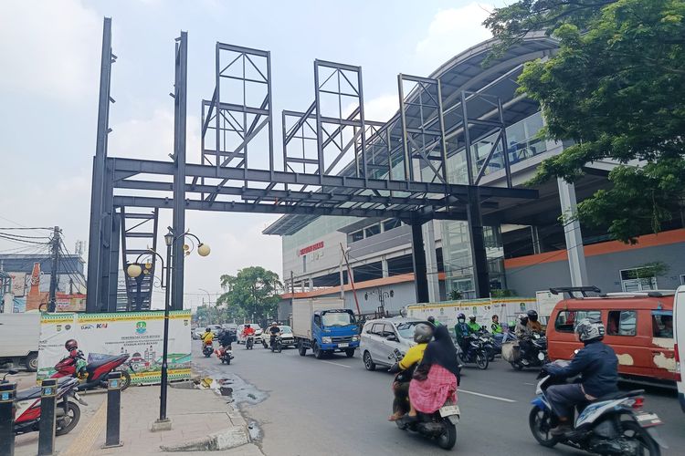 JPO Baru di Stasiun Bekasi Segera Rampung, Target Selesai 1,5 Bulan Lagi
