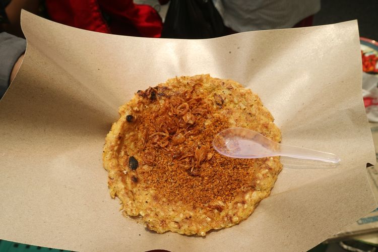 Kerak telor ayam buatan Babeh Romli sudah jadi, siap dinikmati, Jakarta, Sabtu (12/10/2019).