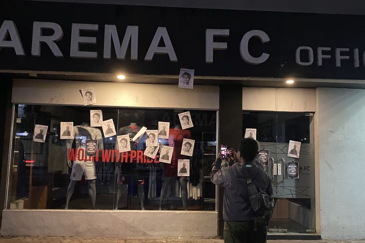 Jawab Tuntutan Aremania, Manajemen Arema FC Janji Evaluasi Total Tim Usai Kalah Derbi Jatim