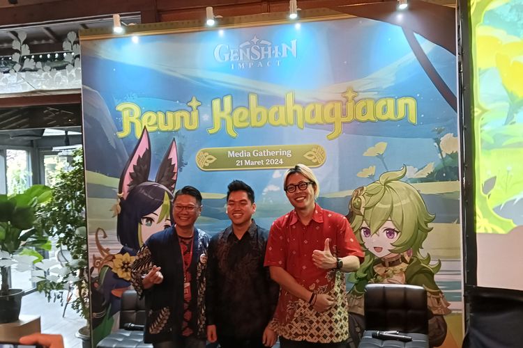 Acara peluncuran event Ramadhan Genshin Impact Reuni Kebahagiaan yang digelar Hoyoverse di Kebayoran Baru, Jakarta Selatan, Kamis (21/3/2024). Acara ini dihadiri oleh Senior Global PR Manager Southeast Asia Hoyoverse, Amos Yeo (paling kanan).