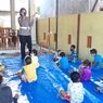 Polwan Ini Jadikan Rumahnya Posko Kemanusiaan untuk Puluhan Anak Korban Badai Seroja
